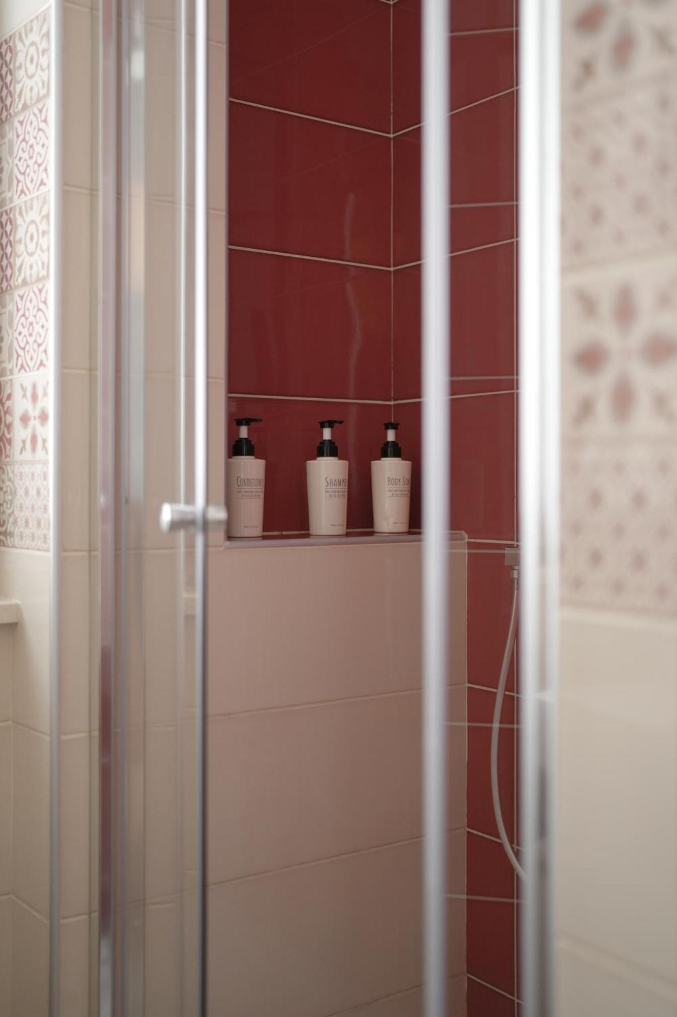 B&B Gasparrini Rooms Napoli Bagian luar foto